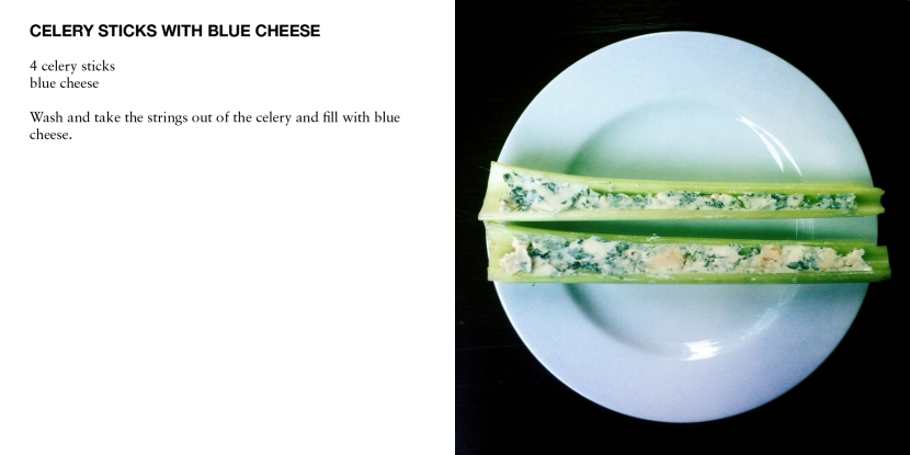 CELERY STICKS WITH BLUE CHEESE